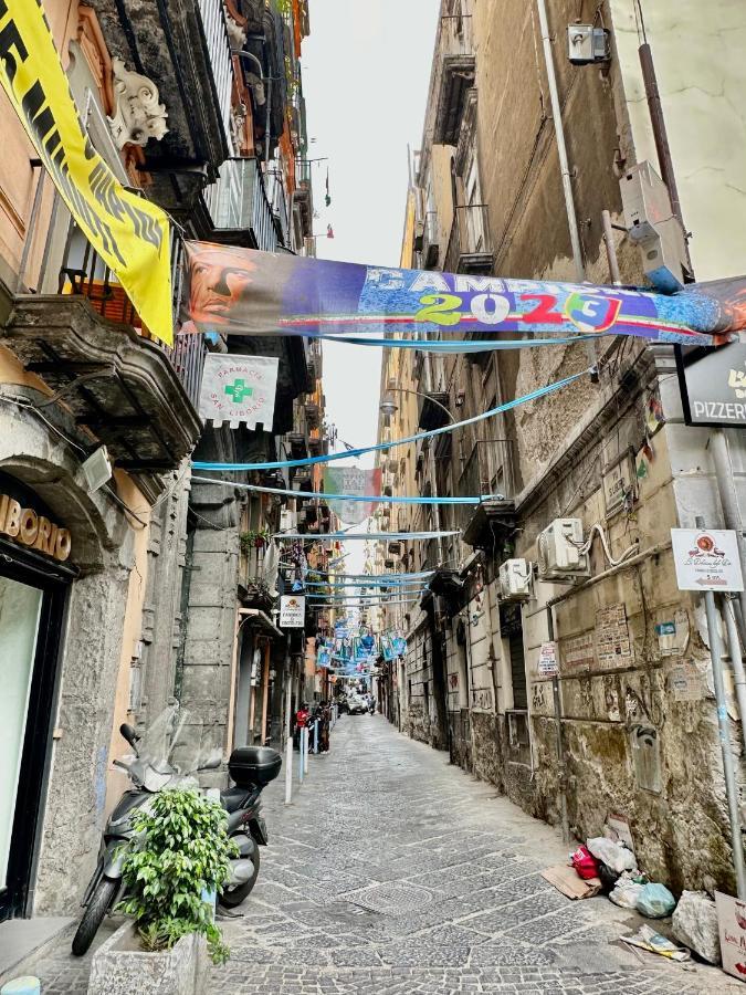 La Casa Di Elisa Apartment Napoli Bagian luar foto