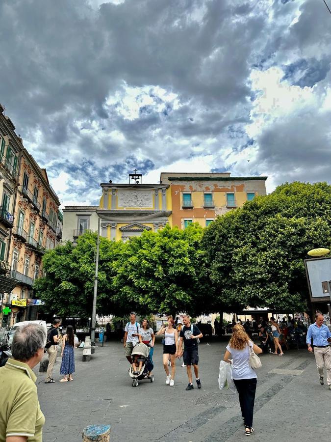 La Casa Di Elisa Apartment Napoli Bagian luar foto
