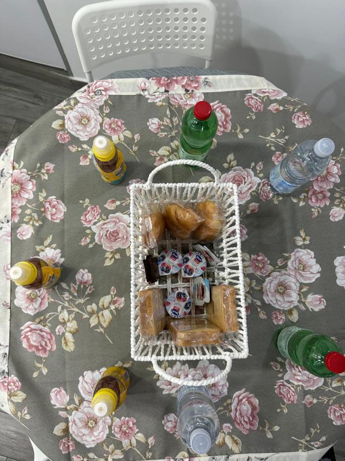 La Casa Di Elisa Apartment Napoli Bagian luar foto